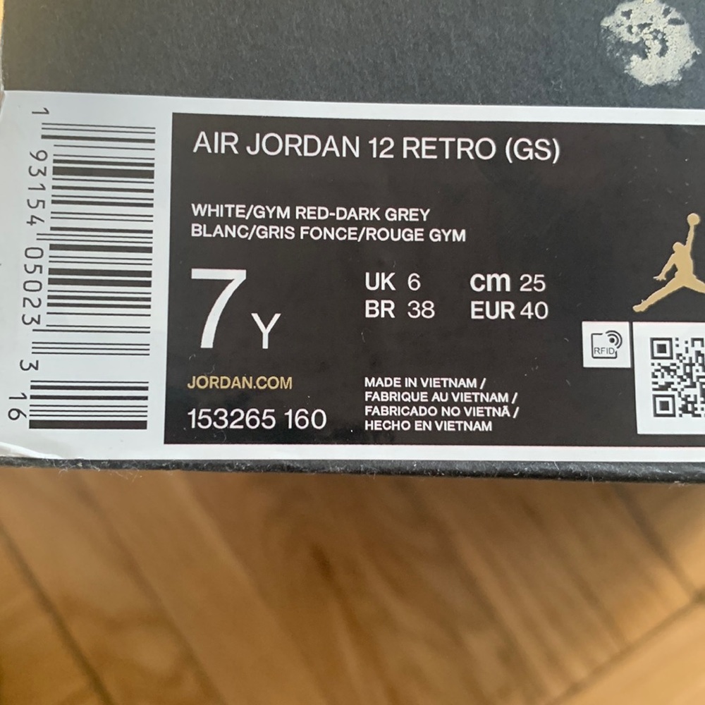 Jordan, sz 7 (big boy), white/gym red/ grey